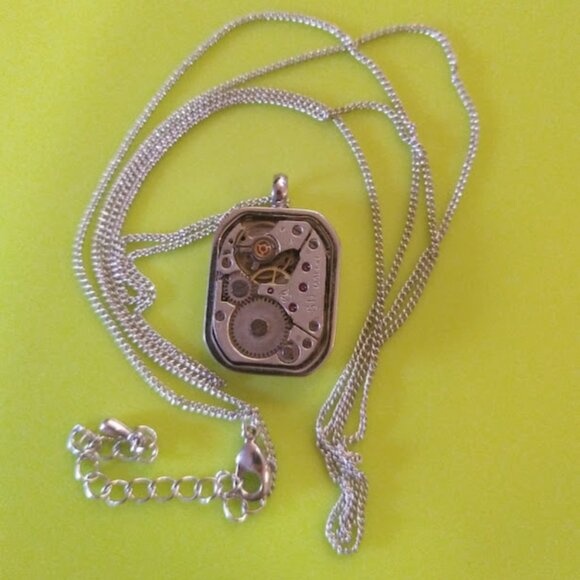gear pendant - Picture 1 of 2